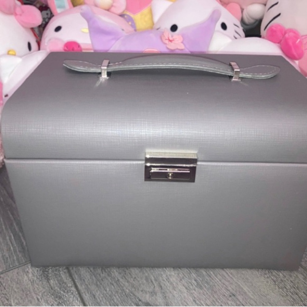 LISTING WILL BE REMOVED 5/7 Jewelry Storage Organizer Box